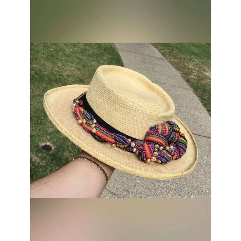 Gumarcaah GuatamalaโHandwoven Palm Beaded Bow Vintage Hat 55cm